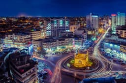 Will the highest temperature in Karachi be 32°C on April 28?