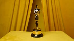 Will "Movie E" win Best Picture at the 2025 Oscars?