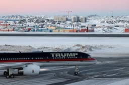 Will Trump visit Greenland by December 31?