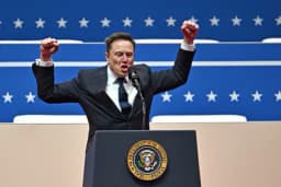 Will Elon Musk announce Presidential run before 2027?