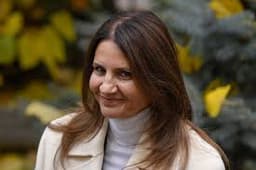 Will Anca Alexandrescu get between 5% and 10% of the vote in the Bucharest Mayoral election?