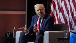 Candidates seated at ABC debate?