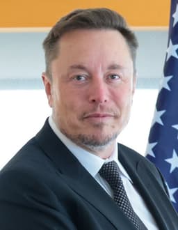 Will federal spending decrease by $750b-1t between Q4 2024 and Q2 2025?