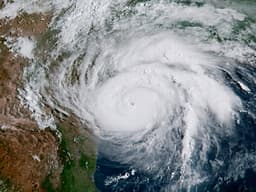 Will a hurricane make landfall in the US in November?