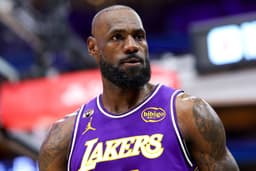 Will LeBron James sign his next NBA contract on July 6?