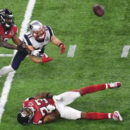 Will DeVonta Smith record 5 or more receptions in Super Bowl LIX?