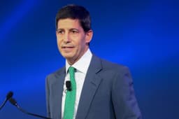 Will Warsh say "Job Market" during June Press Conference?