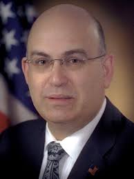 Will Emilio Gonzalez win the 2025 Miami mayoral election?