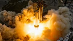 Will five or more SpaceX Starship launches successfully reach outer space in 2024?