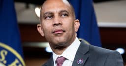 Hakeem Jeffries endorses Kamala as Dem Nominee?