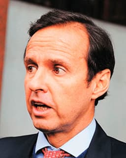 Will Jorge "Tuto" Quiroga win by 20% or more?