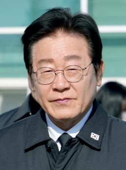 Will Lee Jae-myung win more than 55% of the vote in the South Korea election?