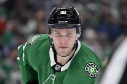 Will Mikko Rantanen score 1+ goals against the Jets?