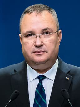 Will Nicolae Ciucă win the most votes in the 1st round of the Romanian presidential election?