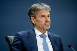 Will Schoof resign as Netherlands PM in 2024?
