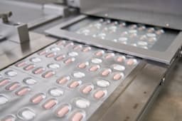 Will the FDA give emergency use authorization or otherwise approve Paxlovid before 2022?