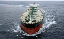 Will the Kharg Island oil terminal be hit by April 30?