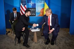 Will Trump and Zelenskyy shake hands for between 8 and 10 seconds?