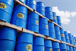 Will Venezuelan crude oil production reach __ barrels per day in 2026?