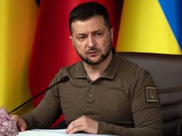 Will Volodymyr Zelensky win the Nobel Peace Prize in 2025?