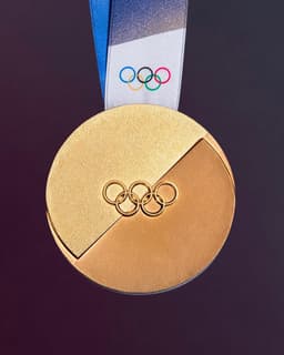 Will Lindsey Vonn record the most gold medals at the 2026 Winter Olympics?