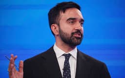 Will Zohran Madani’s vote share be between 24% and 28% in the first round of the NYC Democratic mayoral primary?