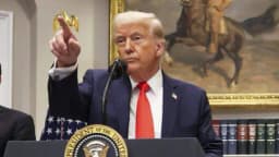 Will Kristi Noem leave the Trump administration before 2027?