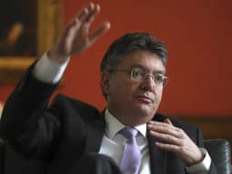 Will Mauricio Cárdenas win the 1st round of the 2026 Colombian presidential election?