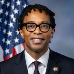 Will Wesley Bell be the Democratic nominee for MO-01?