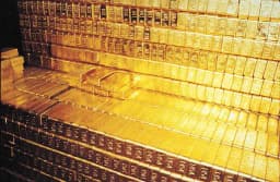Is there less than 10000000 Troy Ounces of Gold in Fort Knox?