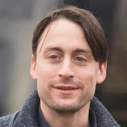 Will Roman Roy be CEO at the end of Succession S4?