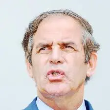 Will Roberto Chiabra finish in first place in the first round of the 2026 Peruvian presidential election?