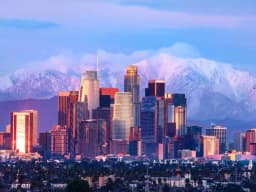 Will the highest temperature in Los Angeles be 74°F or higher on December 4?