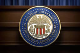 Will the upper bound of the target federal funds rate be ≥ 4.5% at the end of 2026?