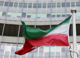 Will Iran withdraw from the NPT before 2027?