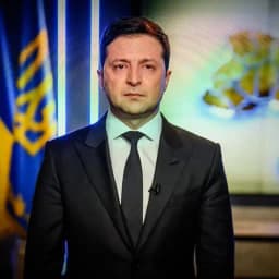 Zelenskyy wears a suit and tie during next Trump meeting?