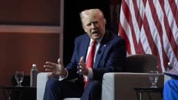 Candidates seated at ABC debate?