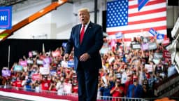 Will Trump say "New York" 30 or more times during New York rally on October 27?