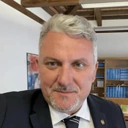 Will Giulio Centenaro win the 2026 Selvazzano Dentro by-election?