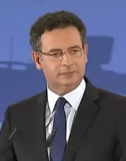Will António José Seguro win more than 22% of votes in the first round?