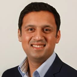 Will Anas Sarwar be the next First Minister of Scotland following the 2026 Scottish parliamentary elections?