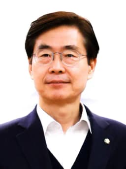 Will Cho Kyoung-tae win the 2026 Busan Mayoral Election?
