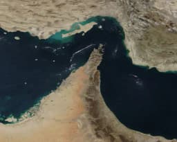 Will Trump agree to Iranian transit fees in the Strait of Hormuz by May 31?