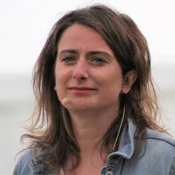 Will Marine Tondelier advance to the second round of the next French presidential election?