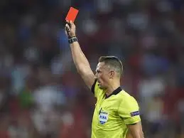 Will Lamine Yamal record the most cards in 2025-26 UEFA Champions League